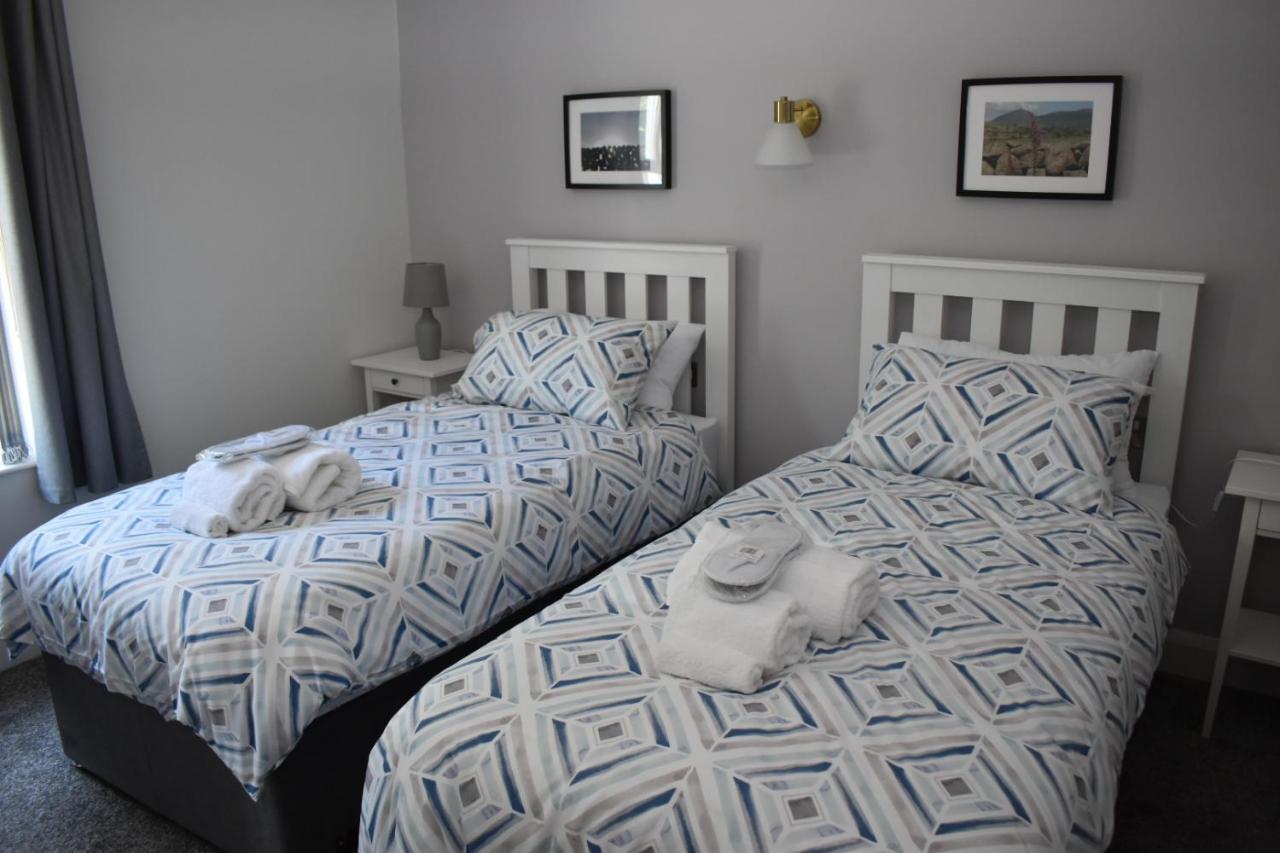 באליקאסל Causeway Coast Apartments Cora Marine מראה חיצוני תמונה